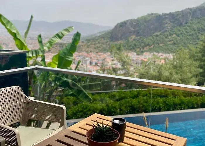 Hayat * Φετιγιέ